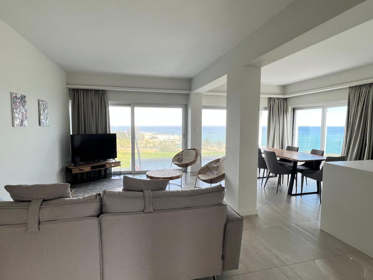 Emerald Suites Protaras Eksteriør billede