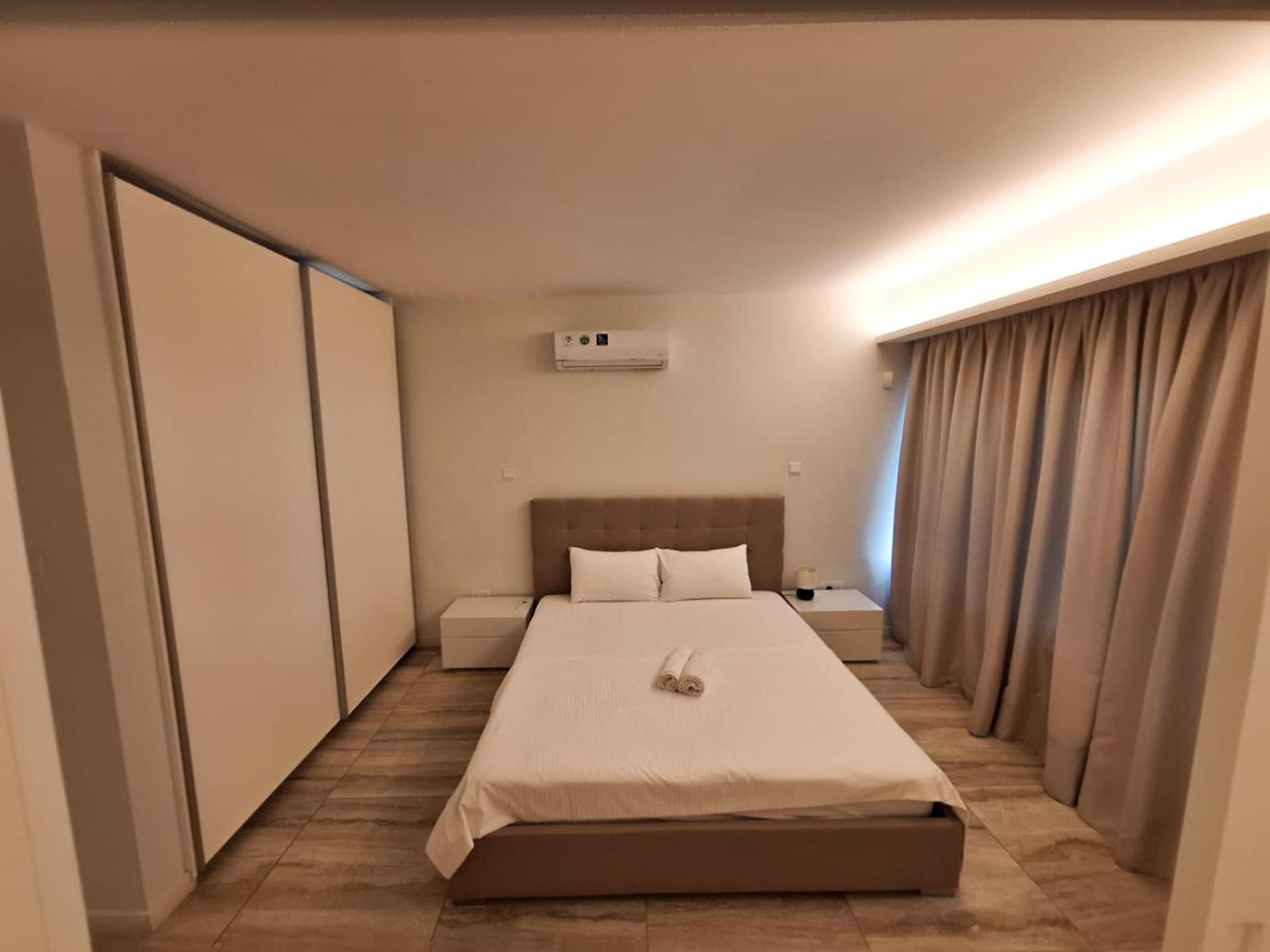 Emerald Suites Protaras Eksteriør billede