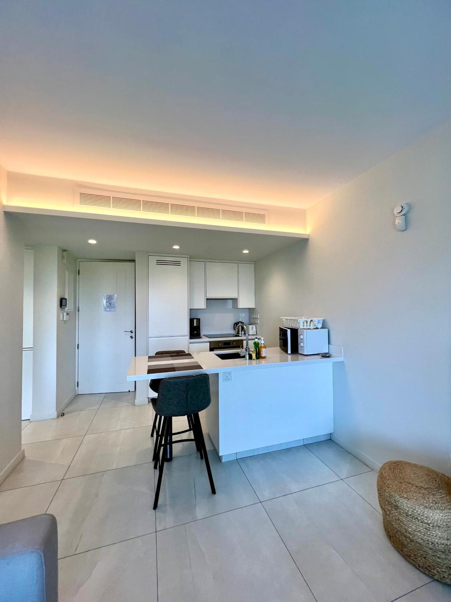 Emerald Suites Protaras Eksteriør billede