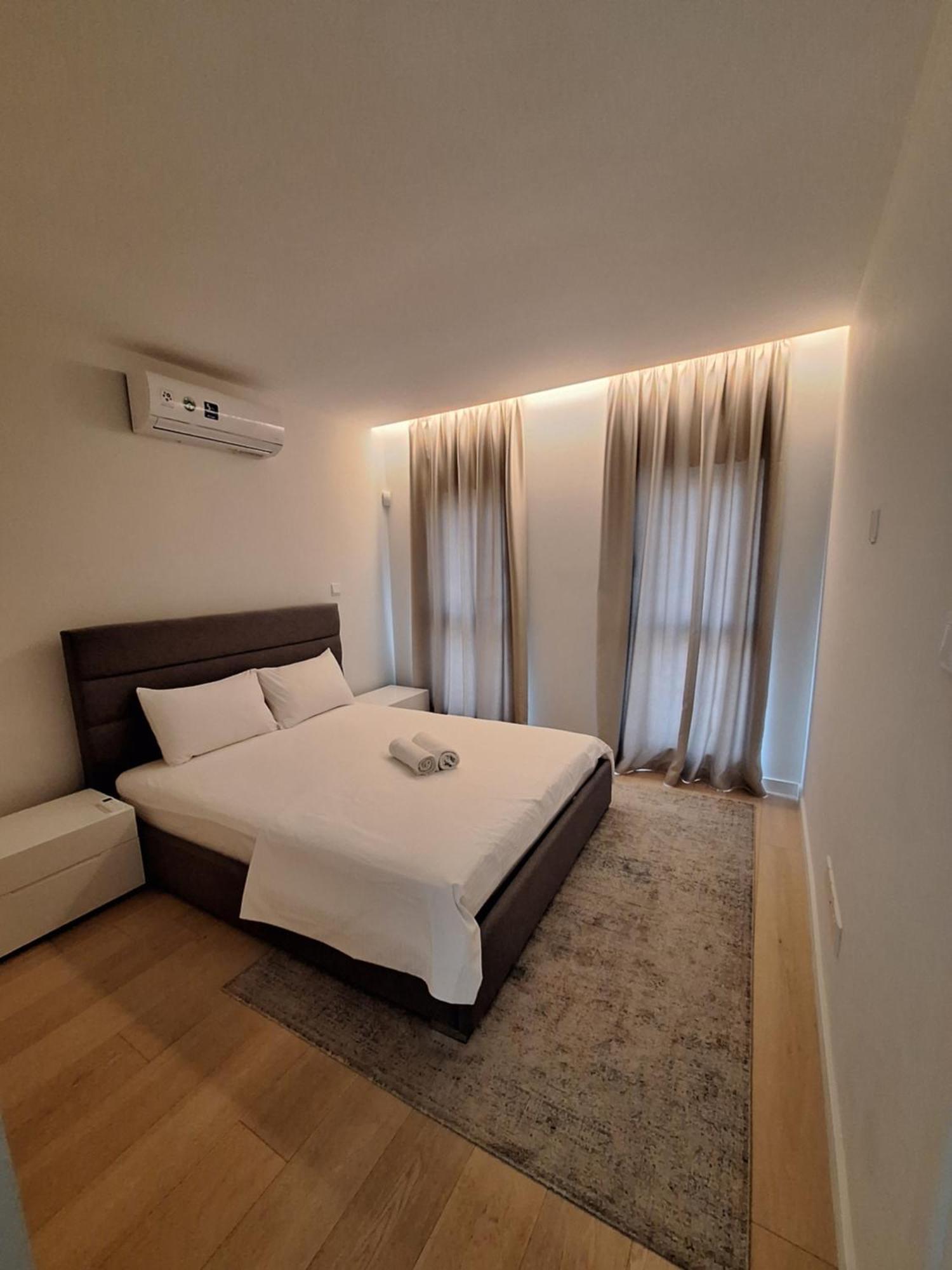 Emerald Suites Protaras Eksteriør billede