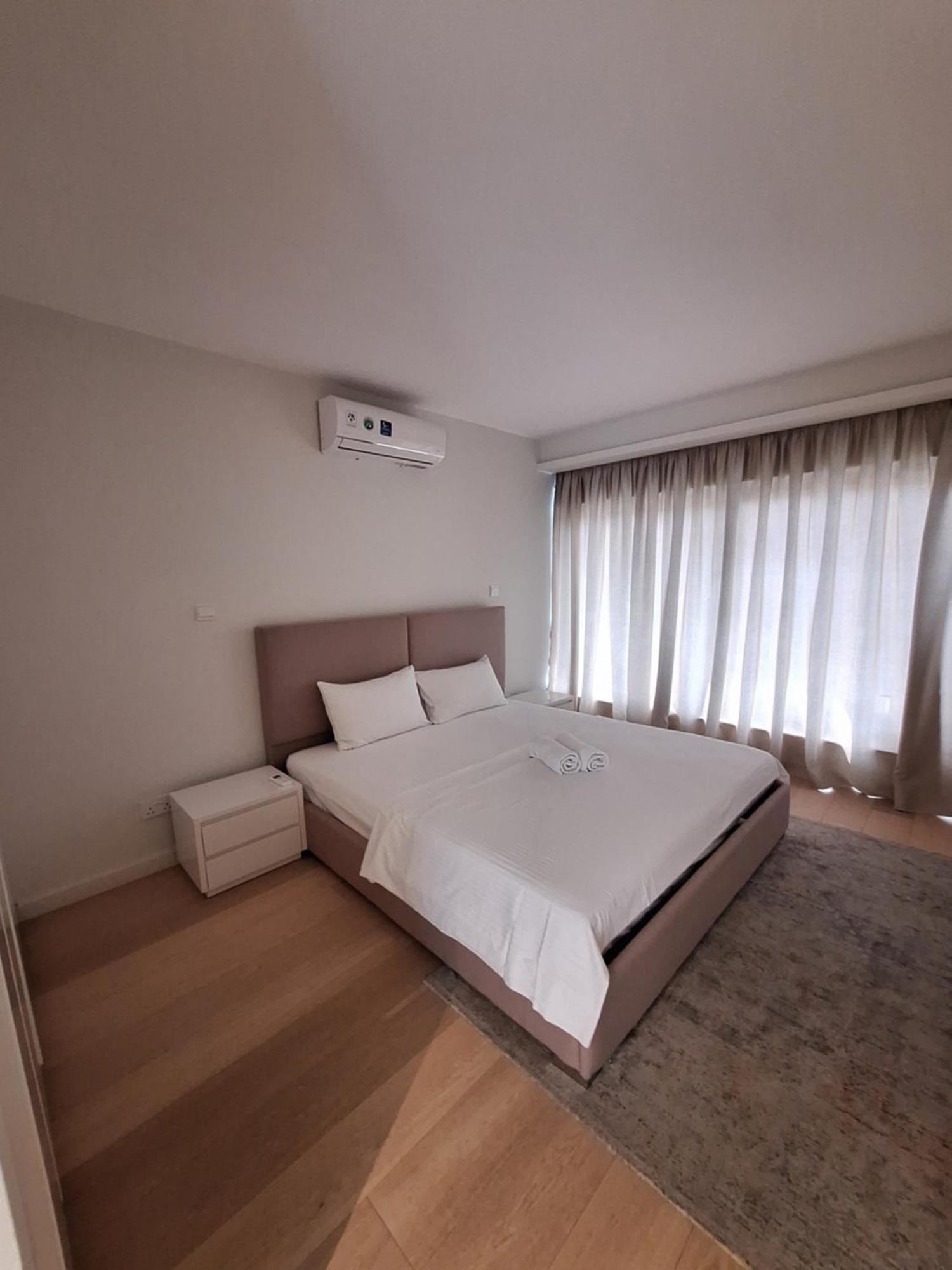 Emerald Suites Protaras Eksteriør billede