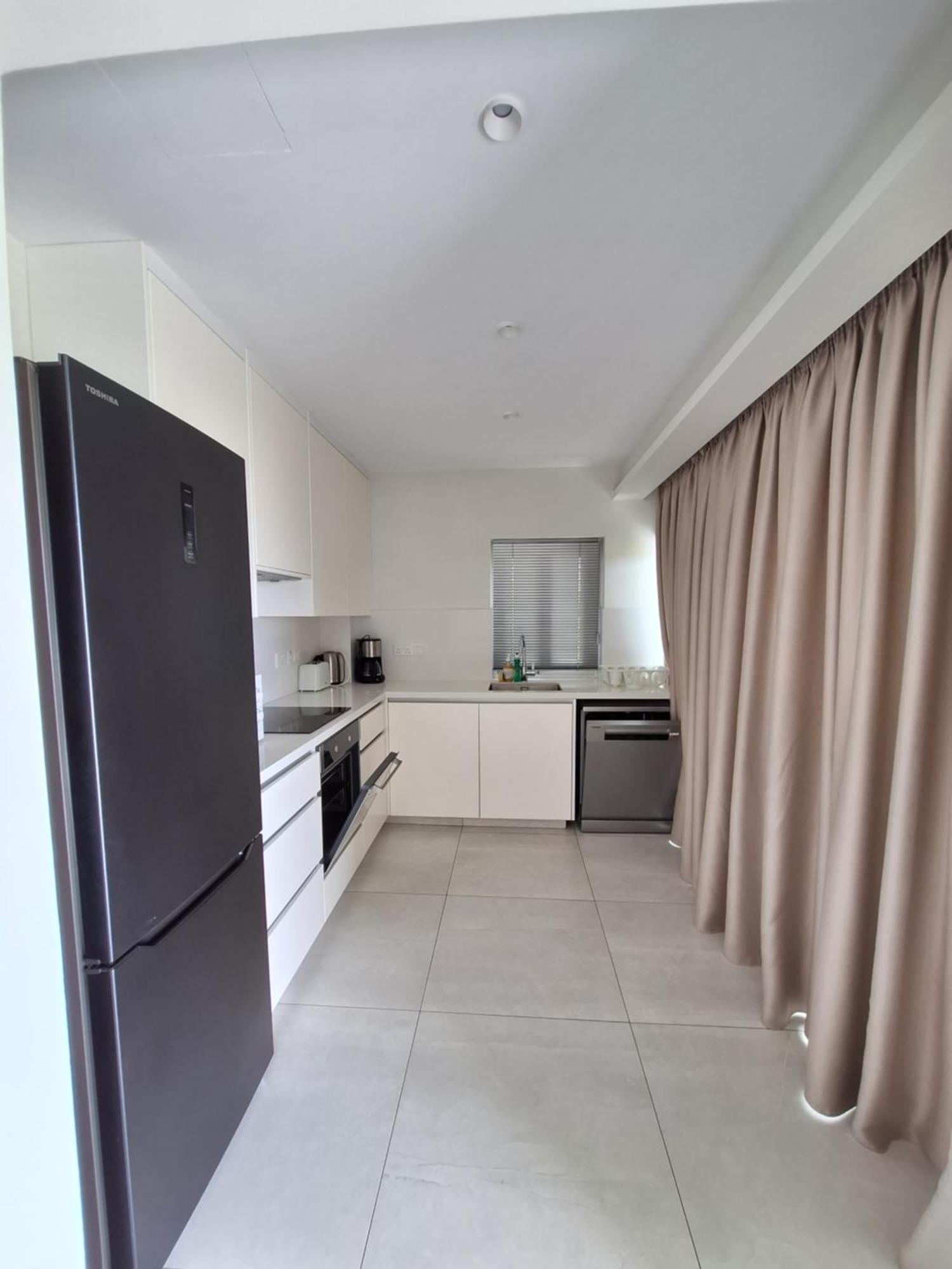 Emerald Suites Protaras Eksteriør billede