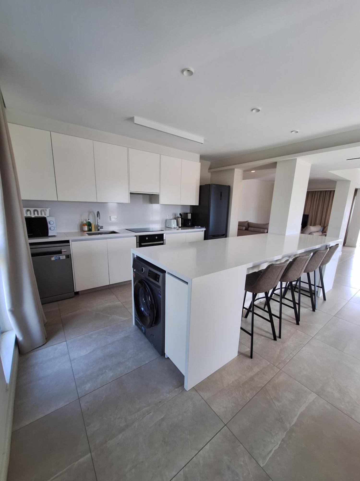 Emerald Suites Protaras Eksteriør billede